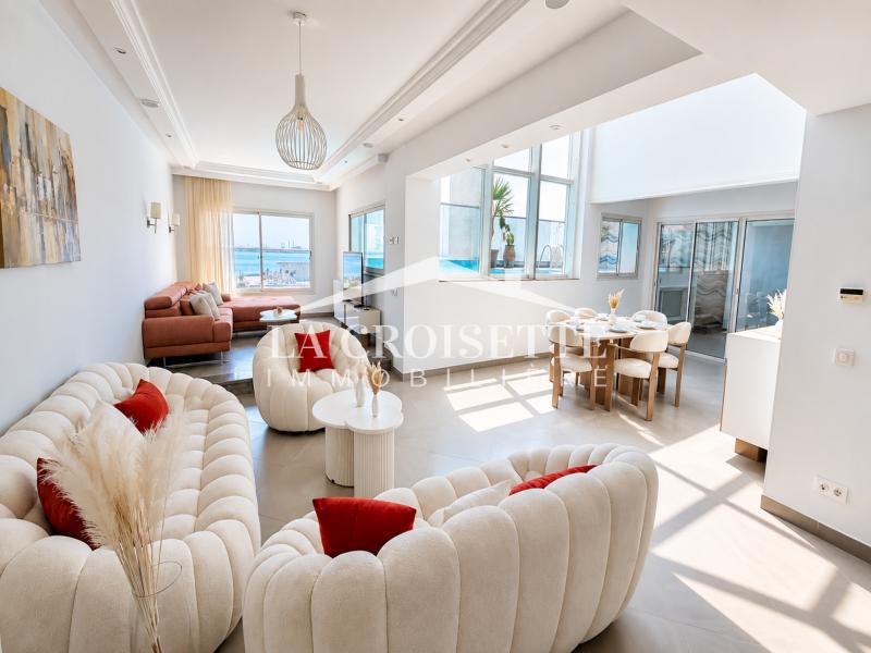 Penthouse meublé S+4 avec piscine et vue sur lac au Lac 2